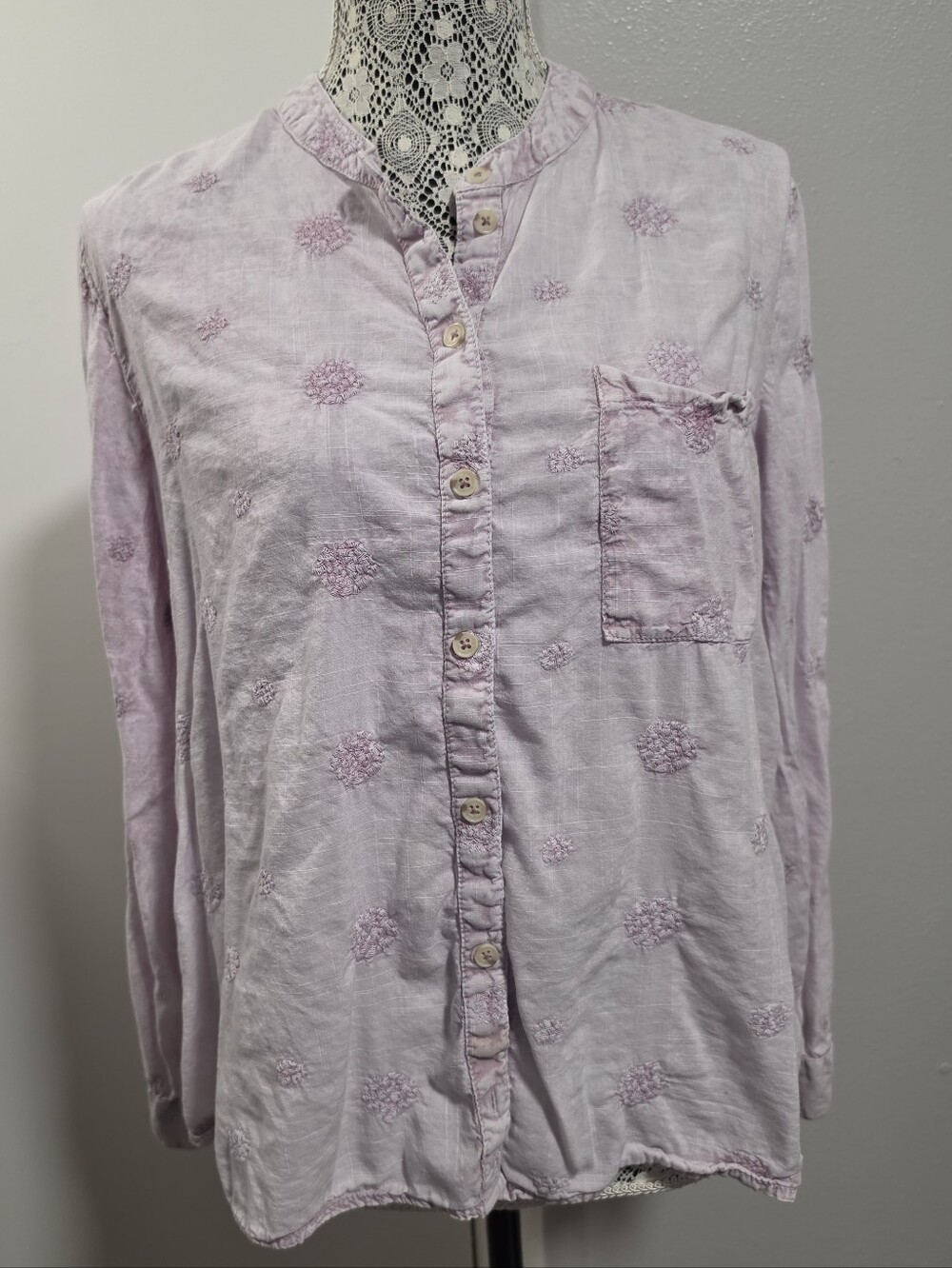 Pilcro Anthropologie Medium Embroidered Pink Button Down Shirt